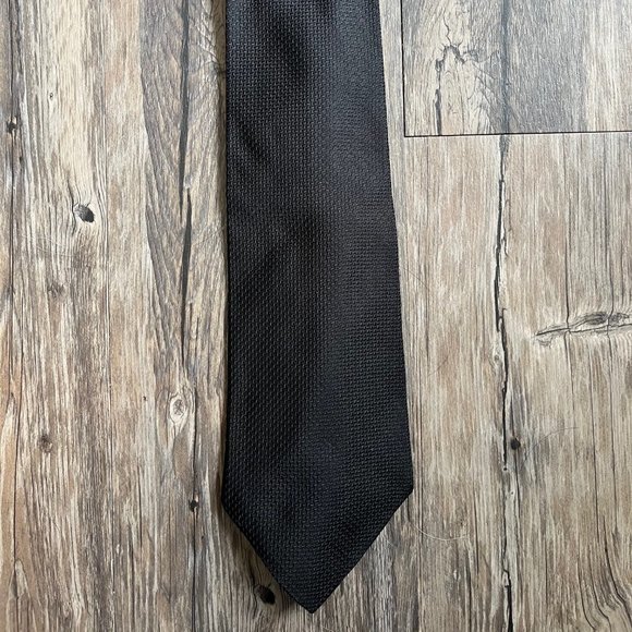Like New Van Heusen 100% Silk Textured Mens Neck Tie - Picture 1 of 1